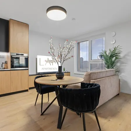 Lam Danubius - Free Parking - Balcony - Ac Pressburg