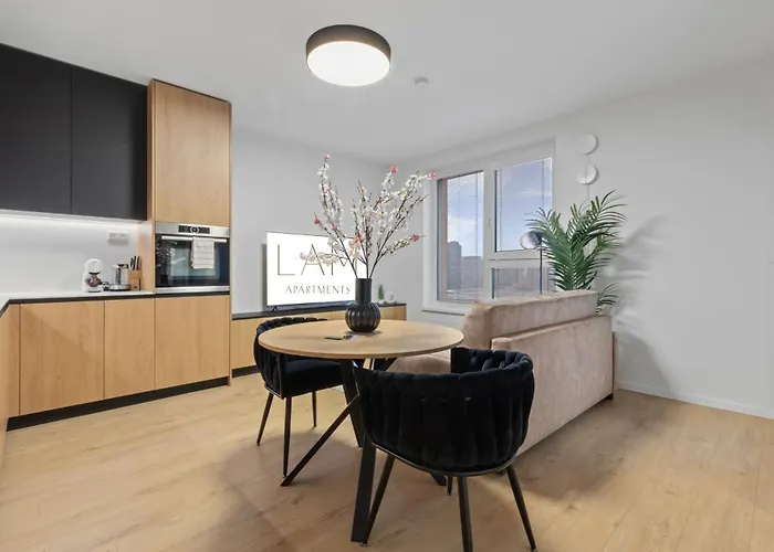 Lam Danubius - Free Parking - Balcony - Ac Pressburg